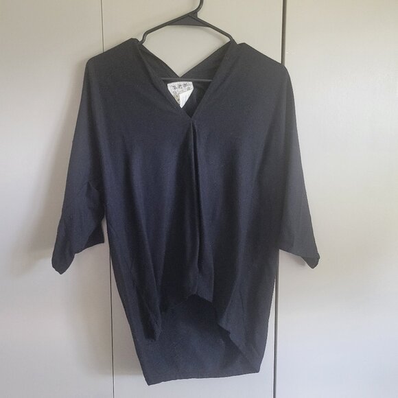 Miranda Bennett Silk V-Neck Top - Picture 1 of 11